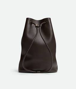 Sac seau Bottega BV Andiamo pour femme en cuir de veau soyeux avec détail nœud signature et bandoulière coulissante Veneta - Product Image 5