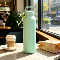 Bouteille d'eau isotherme en acier inoxydable 900 ml avec logo personnalisé, double paroi sous vide, couvercle à paille pour adultes, idéale pour la gym et le sport