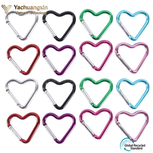 Mousqueton en alliage d'aluminium en forme de mini-cœur, idéal pour les mariages et l'amour, parfait pour le camping et la randonnée (vente en gros) - Product Image 4