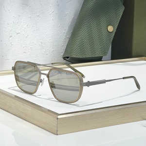 AKO AKS-503 130-142 Occhiali da Sole di Alta Qualità per Uomo e Donna, Design Classico Punk di Lusso in Titanio UV400 - Product Image 1