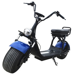 Trottinette à 3 roues avec parapluie et - Product Image 1