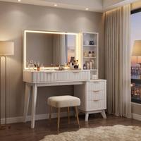 Table de toilette intelligente avec miroir et éclairage réglable, rangement organisé pour la chambre à coucher