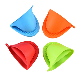 Guanti da forno a microonde per uso domestico resistenti al calore piatti caldi impermeabili <span class=keywords><strong>in</strong></span> <span class=keywords><strong>silicone</strong></span> addensato anti-scottatura per cucina - Product Image 6