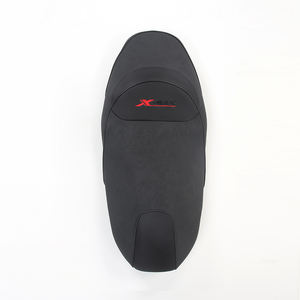GANE Accessoires de moto personnalisés Remplace la housse de coussin de siège en cuir de fibre de carbone d'origine, adaptée à Yamaha XMAX - Product Image 3