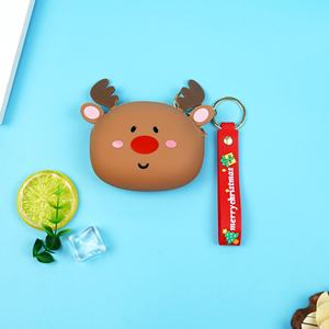 Porte-monnaie et porte-clés en silicone en forme de cerf de Noël, nouveau design créatif, motif faon mignon, vente en gros - Product Image 6