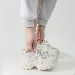 Nouveau blanc talons hauts baskets femmes grosses chaussures Wedge sport plate-forme <span class=keywords><strong>Tennis</strong></span> femme printemps automne chaussures à semelles épaisses - Product Image 3