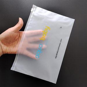 Sacchetto <span class=keywords><strong>in</strong></span> PE Riciclabile con Logo Personalizzato, Stampa Rotocalco, Opaco, per Imballaggio di Felpe e T-shirt, Busta con Chiusura a Zip - Product Image 6