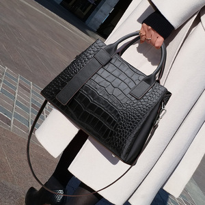 Bolso Tote con Patrón Clásico y Popular, Bolso de Hombro de Alta Calidad, Bolso de Mano de Cuero PU para Mujer - Product Image 2