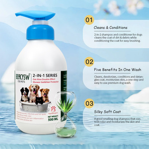 Gel de ducha y acondicionador <span class=keywords><strong>para</strong></span> mascotas con infusión de plantas naturales 2 en 1 <span class=keywords><strong>para</strong></span> piel calmante y piel brillante 500ml - Product Image 2