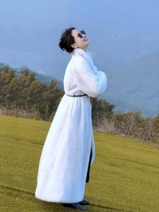 <span class=keywords><strong>Cappotto</strong></span> <span class=keywords><strong>in</strong></span> <span class=keywords><strong>Pelliccia</strong></span> <span class=keywords><strong>Sintetica</strong></span> per Giovani Donne, di Alta Qualità, Ecologico, Morbido Simil-<span class=keywords><strong>Pelliccia</strong></span> di Visone, <span class=keywords><strong>Lungo</strong></span> e Ampio, Elegante e Alla Moda - Product Image 4