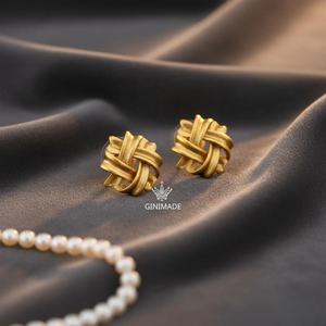 Boucles d'oreilles à nœud |   Bijoux fantaisie tissés |   Laiton plaqué or |   Mode Orthodoxe Tendance, Fait Main, Léger, Quotidien, Fête - Product Image 2