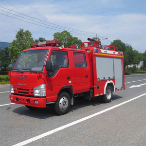 Un mini camion de pompier camion de lutte contre l'incendie petite version de camion de pompier traditionnel utilisé dans les rues étroites ou les zones urbaines bondées - Product Image 3