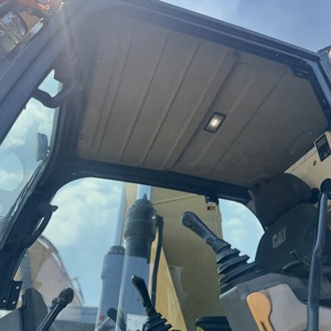 Excavatrice d'<span class=keywords><strong>occasion</strong></span> CAT320GC à faibles émissions pour le creusement de fondations résidentielles et le creusement de tranchées utilitaires sur les chantiers de construction de moyenne envergure - Product Image 6
