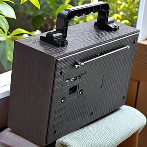 Nueva Tarjeta de altavoz BT Retro multibanda Radio FM/AM/SW recargable enchufable con estilo Retro hecho de plástico - Product Image 6