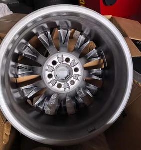 Jantes en alliage d'occasion de 20 pouces pour Toyota Land <span class=keywords><strong>Cruiser</strong></span>, pièces de rechange d'origine d'usine OEM, jantes en aluminium authentiques - Product Image 3