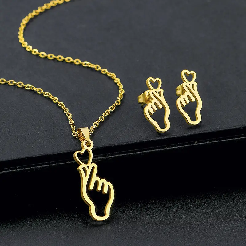 Best Sell Fashion Stainless Steel Hip Hop Heart Pendant Bear Necklace Earrings Two Piece Set Geometry Shape for Women Jewelry