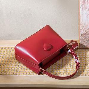 New Trendy Vintage Large Capacity Hand Carry Bucket <b>Bag</b> <b>Tote</b> <b>Bags</b> Red Wedding <b>Bag</b> for <b>Bride</b> - Product Image 6