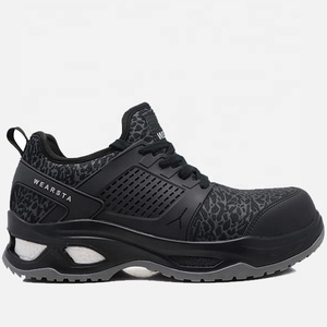 <span class=keywords><strong>Scarpe</strong></span> di sicurezza da <span class=keywords><strong>donna</strong></span> in acciaio con punta leggera in pelle impermeabile <span class=keywords><strong>scarpe</strong></span> da lavoro antiscivolo resistente all'olio suola per uso industriale - Product Image 1