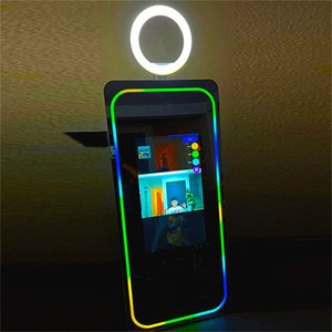 <span class=keywords><strong>ก</strong></span>ระจกบูธถ่ายภาพแบบอินเทอร์แอคทีฟระบบสัมผัสอัจฉริยะ13โหมดมีเสียงระฆังขนาด40นิ้วสีทองจากสหรัฐอเมริ<span class=keywords><strong>ก</strong></span>า - Product Image 4