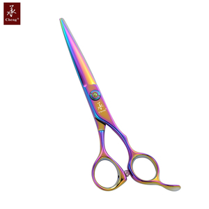 Yonghe-Tijeras profesionales de corte de pelo para peluquero, color arcoíris con acero japonés de titanio colorido, 5,5 pulgadas, 106-55PB - Product Image 1