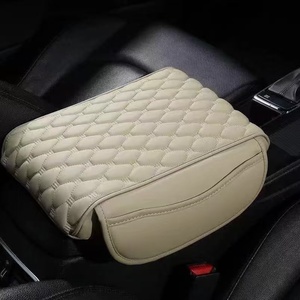 Nuevo Reposabrazos Universal para Coche con Almohadilla Protectora Elevadora de Asiento y Almacenamiento Central, Compatible con el Modelo DDK - Product Image 1