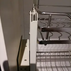 Para o armário de cozinha moderno sistema de bebida comida levantar mecanismo vertical pull down elevador cesta de arame de armazenamento prateleira prateleiras