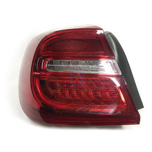 Feu arrière de couleur radiale pour <span class=keywords><strong>Mercedes</strong></span> Benz Classe <span class=keywords><strong>GLA</strong></span> W156, numéro de pièce 1569061958 - Product Image 1