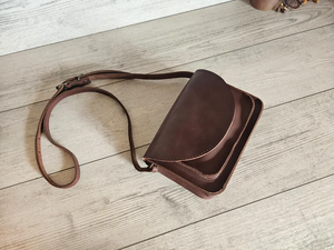 Petit sac à main en cuir pour femme, sac bandoulière personnalisé, sac à main artisanal, sac à bandoulière, sac à main mignon en cuir, cadeau pour elle - Product Image 2