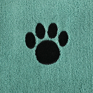 Serviette absorbante en <span class=keywords><strong>microfibre</strong></span> Logo brodé Serviette de séchage pour animaux de compagnie Serviettes de logo en gros Chiffon de nettoyage pour poils d'animaux - Product Image 2