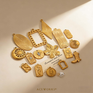 Ranuras Radiantes |   Colgantes de Acero Inoxidable con Baño de Oro PVD de 18K, Diseño Texturizado de Girasol, Resistentes al Agua y al Deslustre - Product Image 4