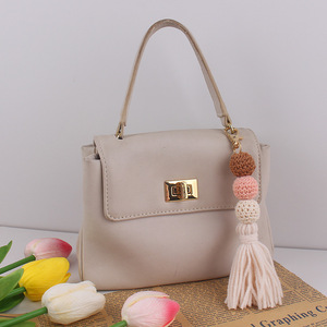 Llavero Colgante de Cuentas Coloridas de 17 cm, Hecho a Mano, con Borla Larga de Peluche, para Bolsos, Llaves y Accesorios de Joyería, Venta al Por Mayor - Product Image 2