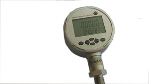 เครื่องสอบเทียบดิจิตอลอัจฉริยะสำหรับน้ำมันไฮดรอลิก น้ำ และแก๊ส รุ่น YZQ-120 พร้อมระบบสื่อสารดิจิตอล รับประกัน 2 ปี - Product Image 2