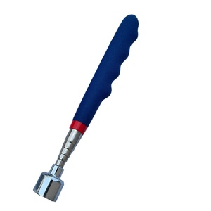 Outil magnétique extensible à main avec poignée en acier inoxydable pour applications de ramassage - Modèle LIA-Copkim-290 - Product Image 2