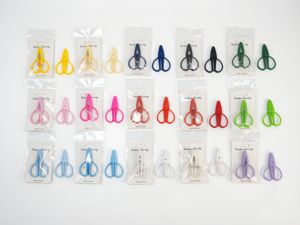 Mini-ciseaux de couture DIY portables pour broderie, travaux d'aiguille et artisanat du papier, petits ciseaux pour quilting et travaux manuels - Product Image 3