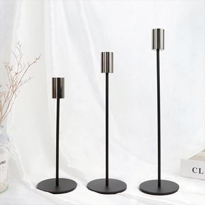 Lot de 3 chandeliers vintage/supports de bougies coniques, candélabres décoratifs modernes, centres de table de mariage, décorations de table dorées - Product Image 4