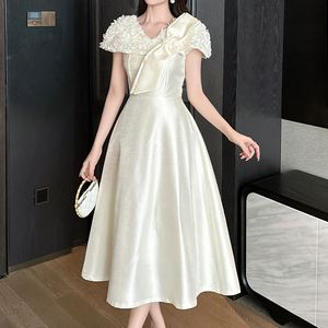 贴花优雅派对舞会长前庭女装一线缎面性感短袖婚礼晚礼服 - Product Image 3