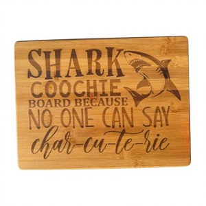 Plateau à fromage rectangulaire en bois, plateau à pizza, plateau de service décoratif, fournitures pour restaurants et cafés, plateau à découper, passe au lave-vaisselle, durable - Product Image 2