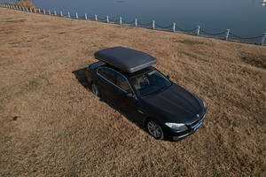 Nouveau OEM extérieur bricolage <span class=keywords><strong>moins</strong></span> <span class=keywords><strong>cher</strong></span> 1-2 personnes polycoton imperméable 4x4 tout-terrain voyage pliable voiture coque dure tente de toit - Product Image 2