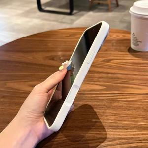 Per <span class=keywords><strong>iphone</strong></span> 17 Air 16e 15 <span class=keywords><strong>Pro</strong></span> <span class=keywords><strong>Max</strong></span> custodie magnetiche in Silicone per <span class=keywords><strong>Iphone</strong></span> 17 16pro <span class=keywords><strong>Cover</strong></span> di <span class=keywords><strong>protezione</strong></span> per <span class=keywords><strong>fotocamera</strong></span> posteriore antiurto - Product Image 4