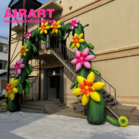 Arc de fleur gonflable personnalisé de 5.7m de haut, parfait pour les décorations de vacances en plein air