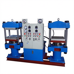 Presse à chaud semi-automatique de 50 tonnes, nouvelle, à double station, chauffage électrique, refroidissement par eau - Product Image 1