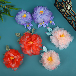 Nouvelle conception originale, faite à la main, grande pince à cheveux pivoine dégradée avec estampage à chaud, style chinois traditionnel, pour coiffure Hanfu. - Product Image 1