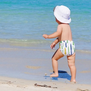 Pañales de Natación Desechables de Algodón para Bebés Vcare con Cinta Mágica y Prevención de Fugas 3D, Suaves, Transpirables y Coloridos, de 27 a 35 Libras, para Nadar - Product Image 3