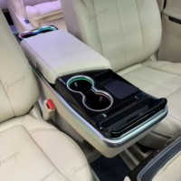 Reposabrazos Universal para Consola Central de Auto con Cargador Inalámbrico Tipo-C de 65W, Portavasos Doble, Luz Ambiental Opcional y Refrigerador con Compresor