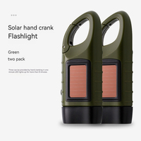 Lampe Torche LED d'Urgence Rechargeable à Manivelle, Résistante à l'Eau IP54, Lumière Zoomable pour Camping et Randonnée