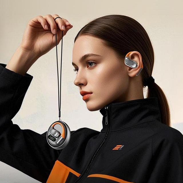 M113 AI Translation Ear-hook Real Time Translation Earbuds 144 Voice Translator Headset Headphone Earphone