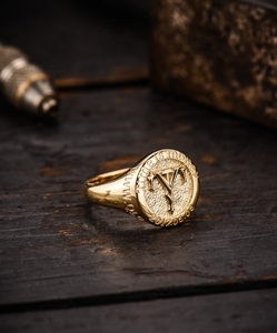 Bagues Chevalières Classiques pour Hommes, Plaqué Or 18K, Bagues de Mode pour Anniversaire et Fête - Product Image 3
