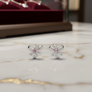 Orecchini E1786 in Oro Bianco con Diamanti Taglio Baguette e Centro Rosa Fantasia, Gioielli di Lusso da Donna per Matrimonio - Product Image 2