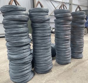 Fil de fer noir à faible teneur en carbone, recuit à chaud, en rouleaux, pour le liage sur les chantiers de construction et la construction de clôtures agricoles – Approvisionnement direct usine - Product Image 1