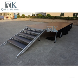 Plateforme en bois réglable à quatre pieds avec alliage d'aluminium et contreplaqué, modulaire portable, charge lourde, installation rapide, en vente - Product Image 4